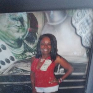 Meet your Posher, Tonya